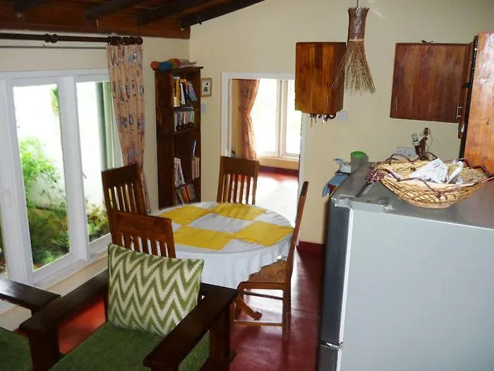 Paradise Cottage Kandy Country house