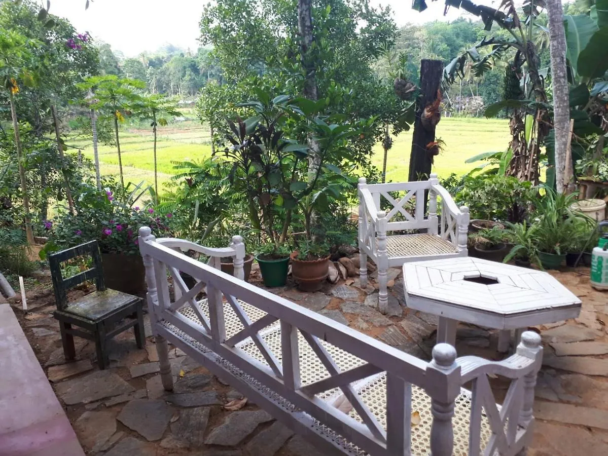 Paradise Cottage Kandy Country house